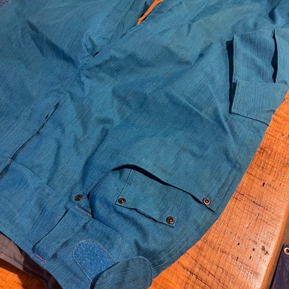 Snow pants - Picture 3 of 4